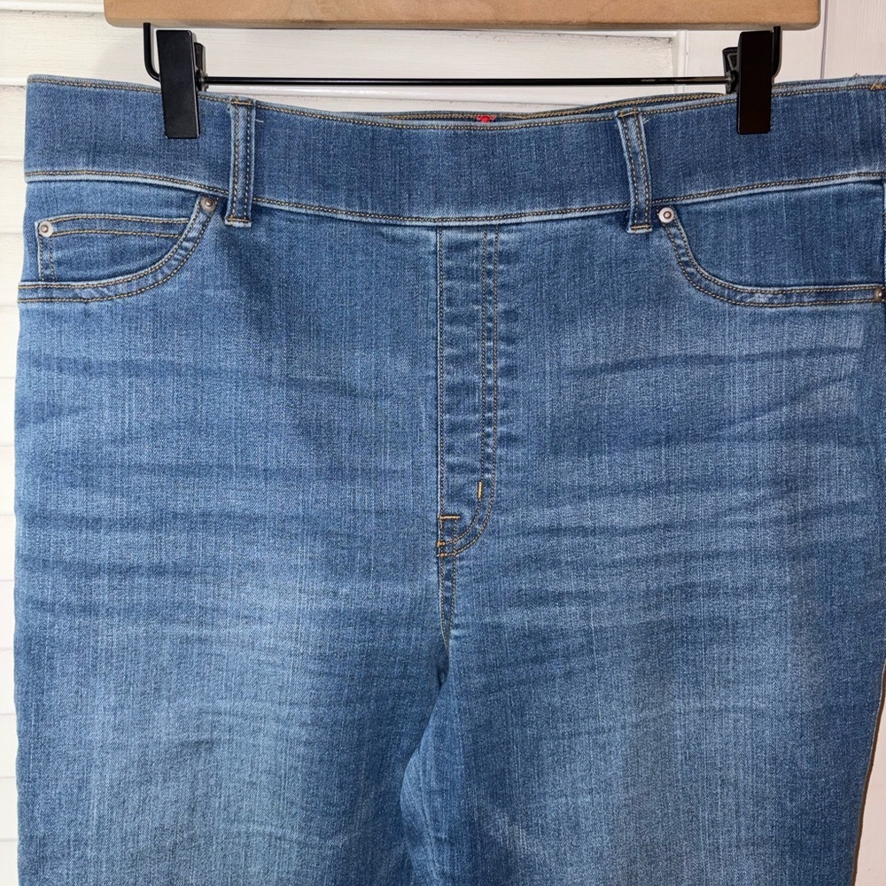 SPANX High Rise Flare Jeans Medium Wash Stretch Denim Women’s XL - Picture 4 of 6